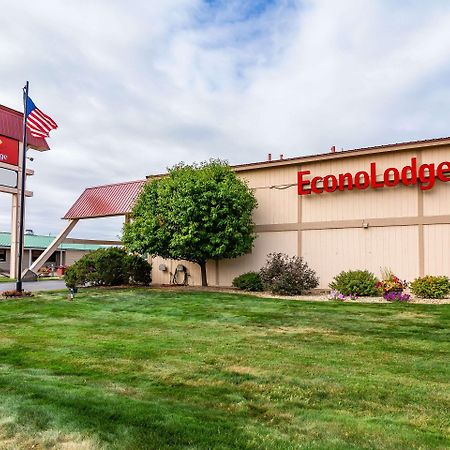 Econo Lodge Майлс-Сити Экстерьер фото