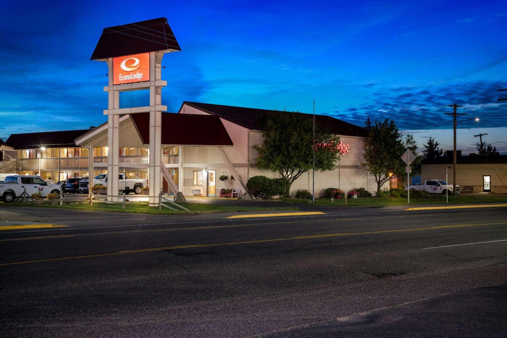 Econo Lodge Майлс-Сити Экстерьер фото