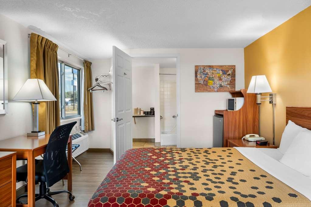 Econo Lodge Майлс-Сити Номер фото